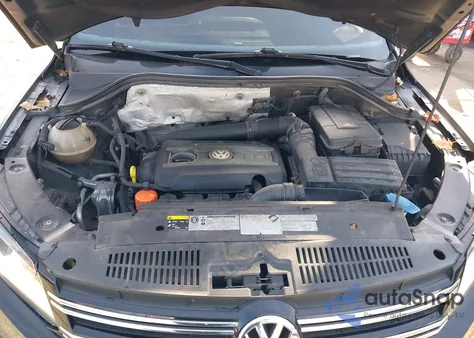 2013 Volkswagen Tiguan S z USA, uszkodzony, nr VIN WVGBV3AX8DW620536